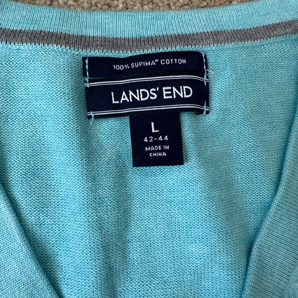 Lands’ End Classic Supima Cotton V-Neck sweater - Picture 2 of 3